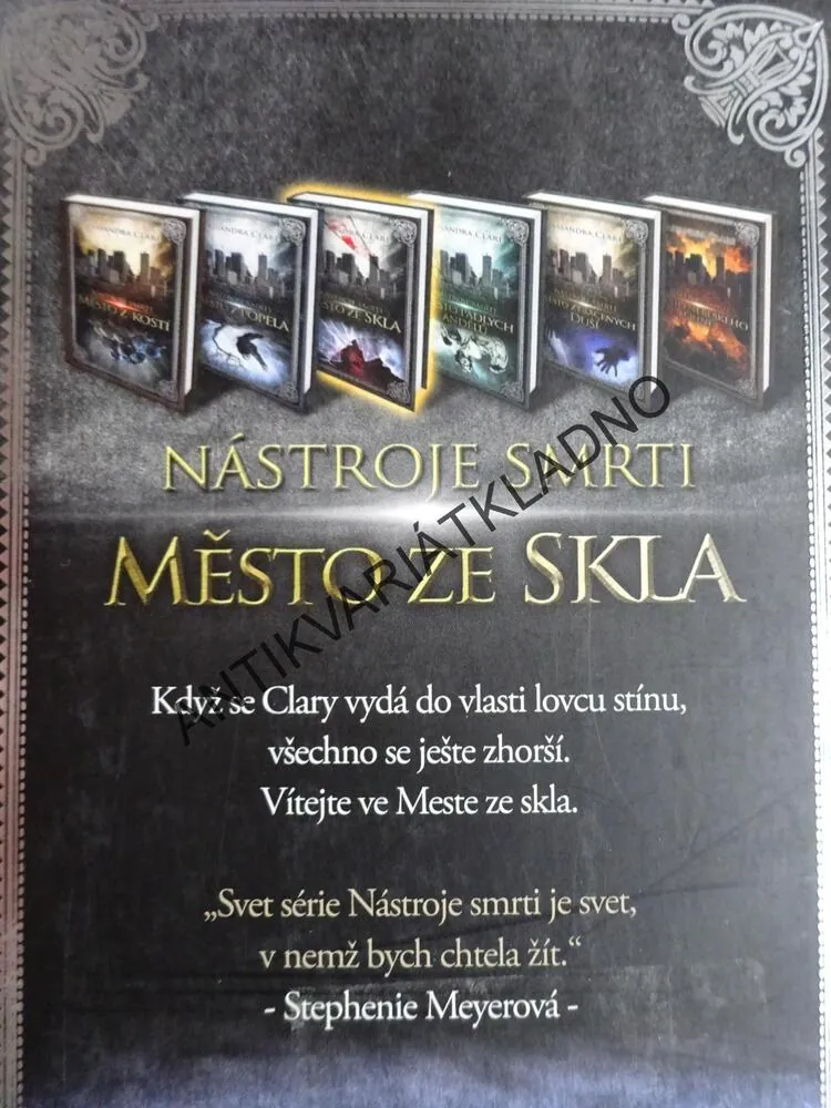 NÁSTROJE SMRTI, MĚSTO ZE SKLA, CASSANDRA CLAREOVÁ, **an