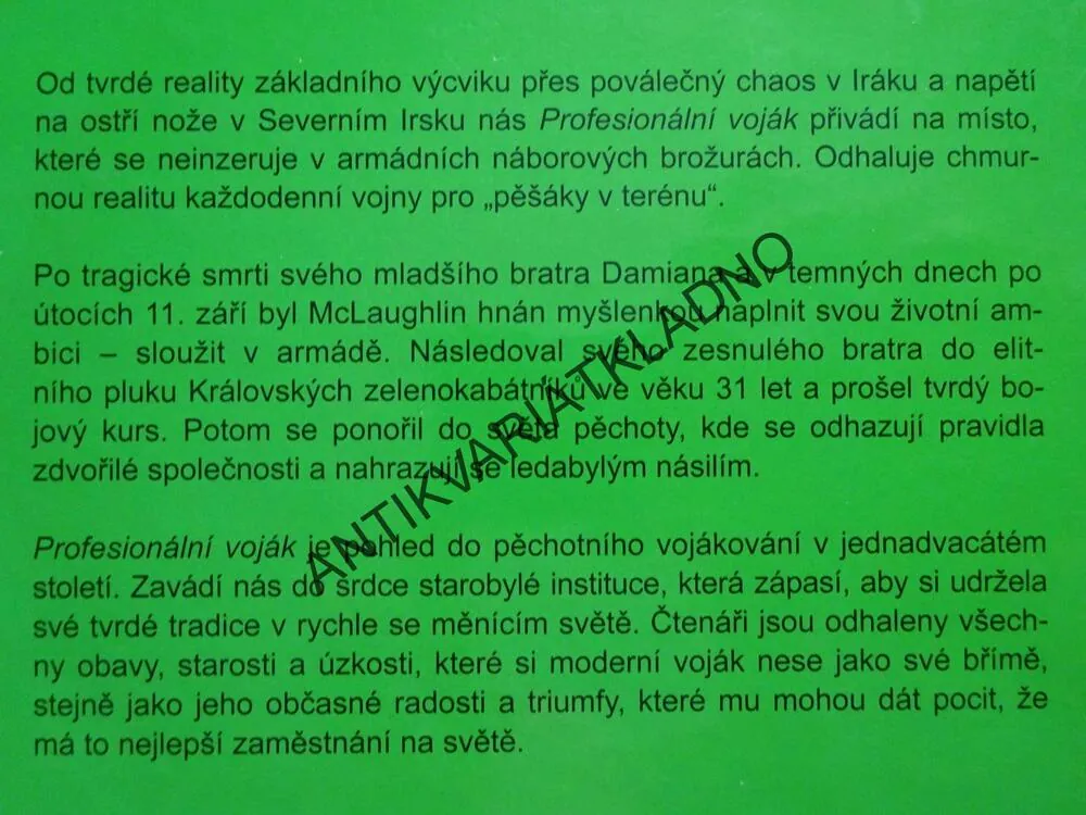 PROFESIONÁLNÍ VOJÁK, STEVEN MCLAUGHLIN, **an