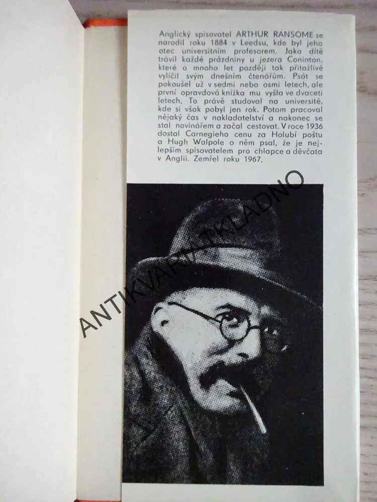 ZAMRZLÁ LOĎ KAPITÁNA FLINTA, ARTHUR RANSOME, **an