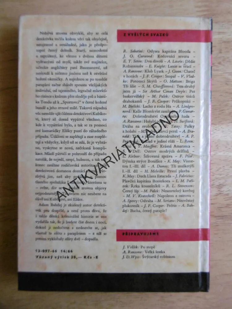 KOD 93 - BACHA, ČERNÝ PARAPLE, ADAM BAHDAJ, **an