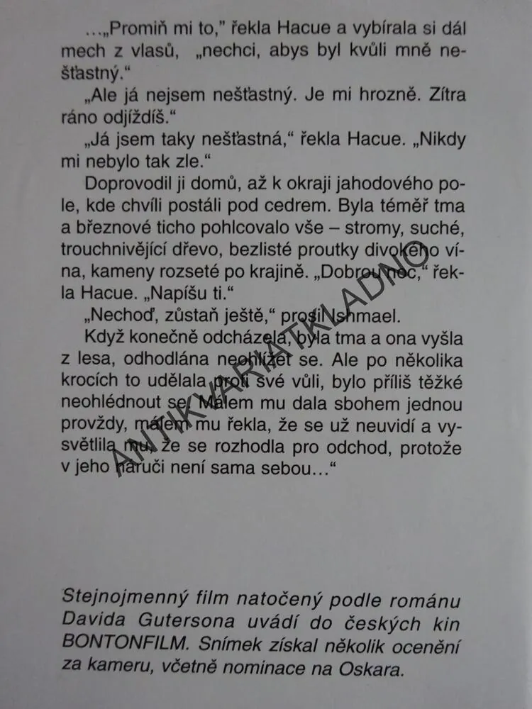 SNÍH PADÁ NA CEDRY, DAVID GUTERSON, **an