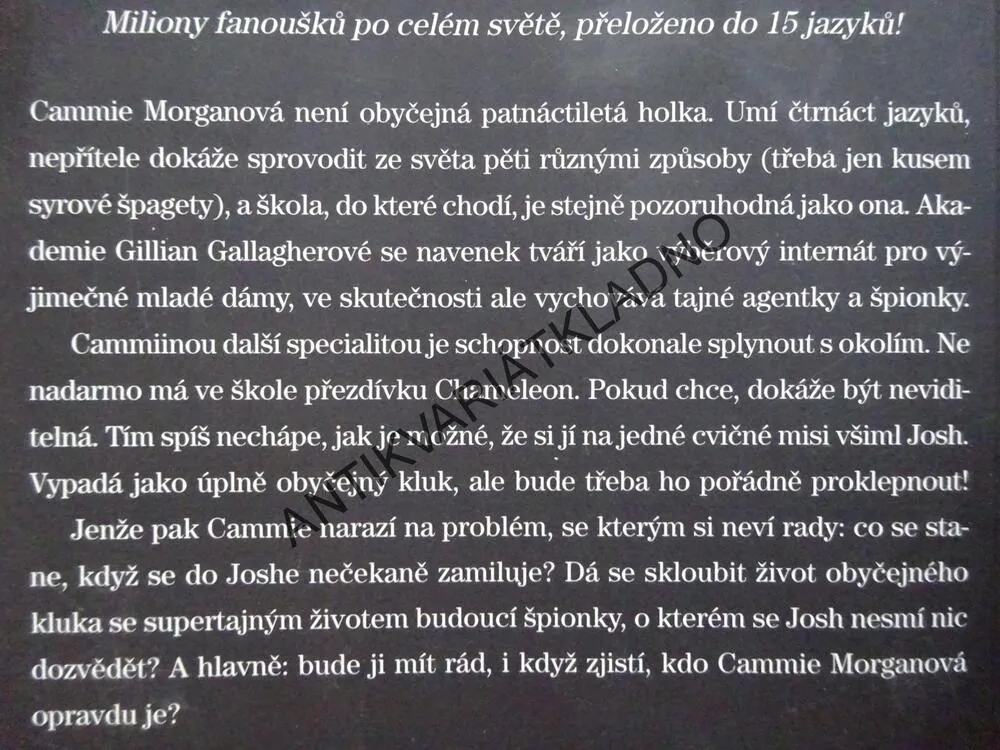 V TAJNÝCH SLUŽBÁCH, ALLY CARTEROVÁ, **an