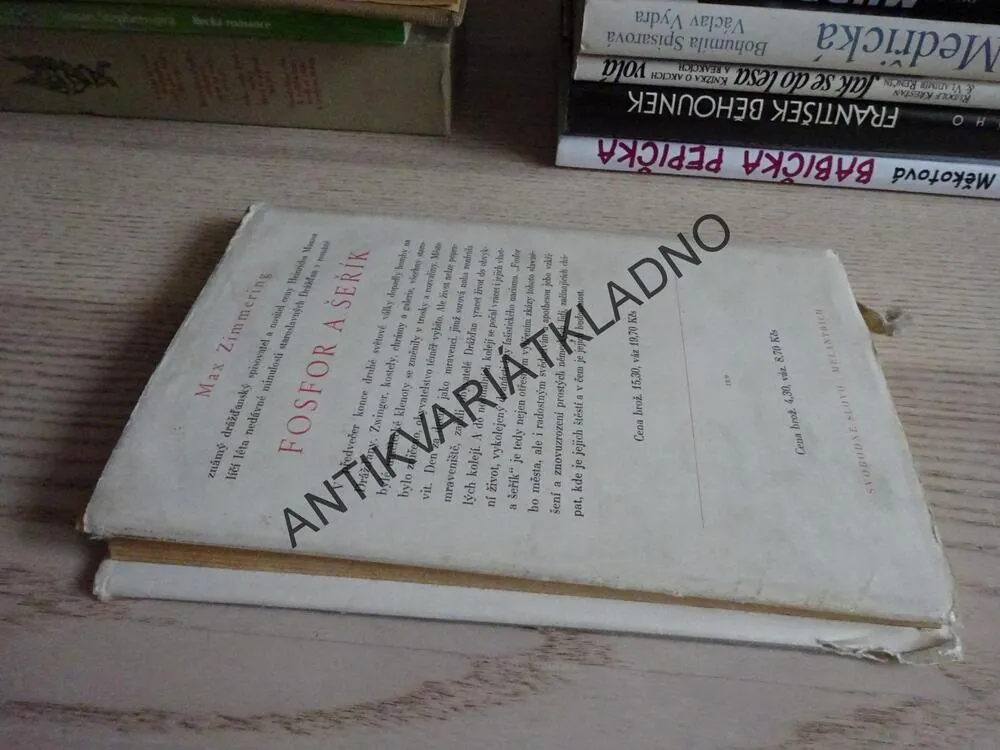 KANIBALOVÉ, STEFAN HEYM, **an
