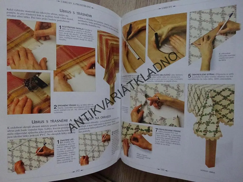 VELKÝ PRŮVODCE ÚTULNÝM DOMOVEM, NICHOLAS BARNARD, **an