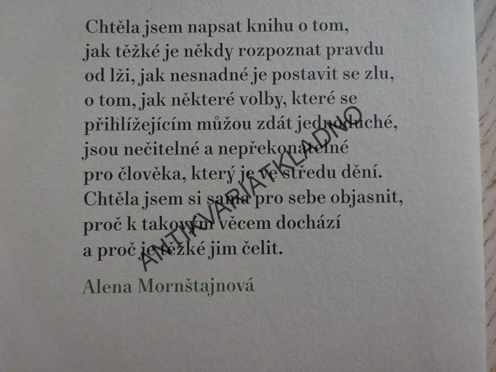 LES V DOMĚ, ALENA MORNŠTAJNOVÁ, **an