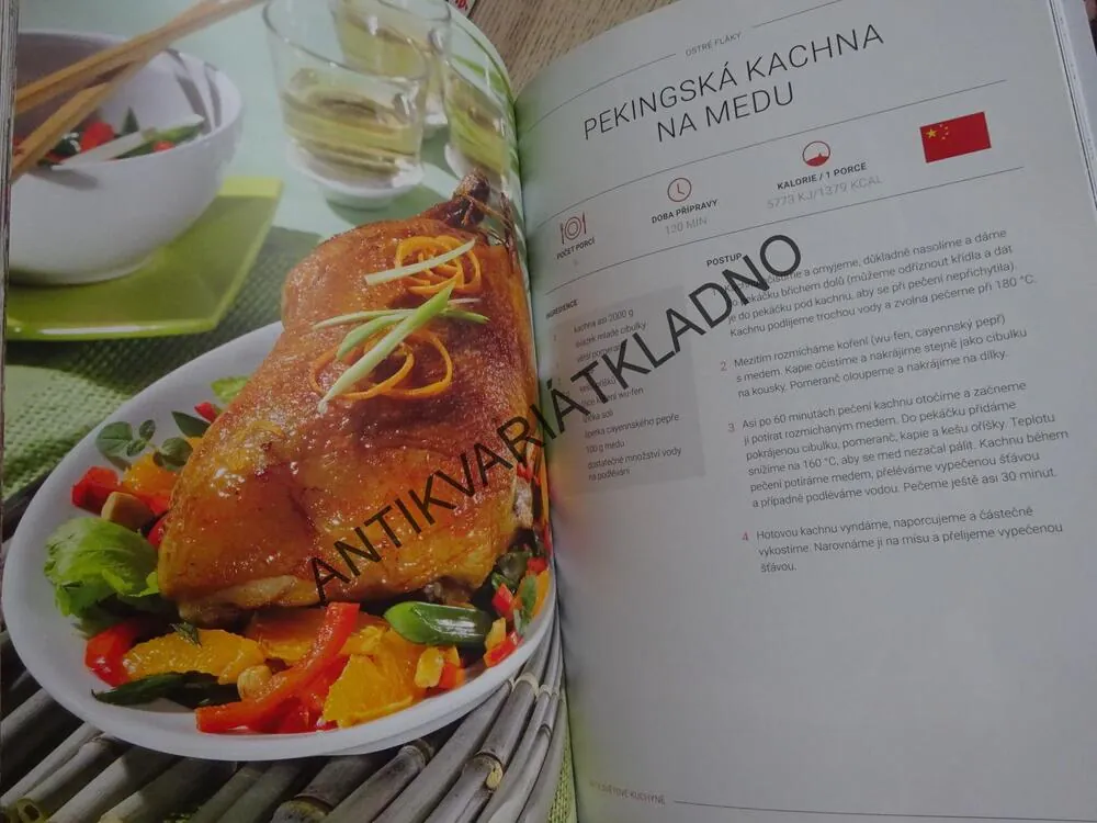 HITY SVĚTOVÉ KUCHYNĚ, **an