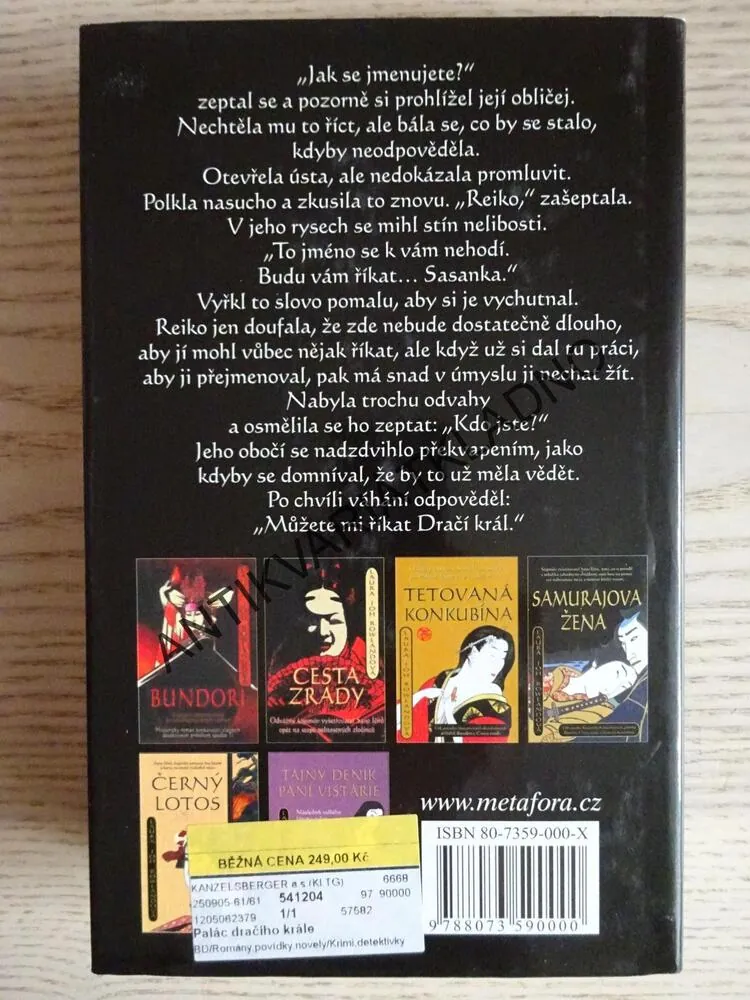 PALÁC DRAČÍHO KRÁLE, LAURA JOH ROWLANDOVÁ, **an