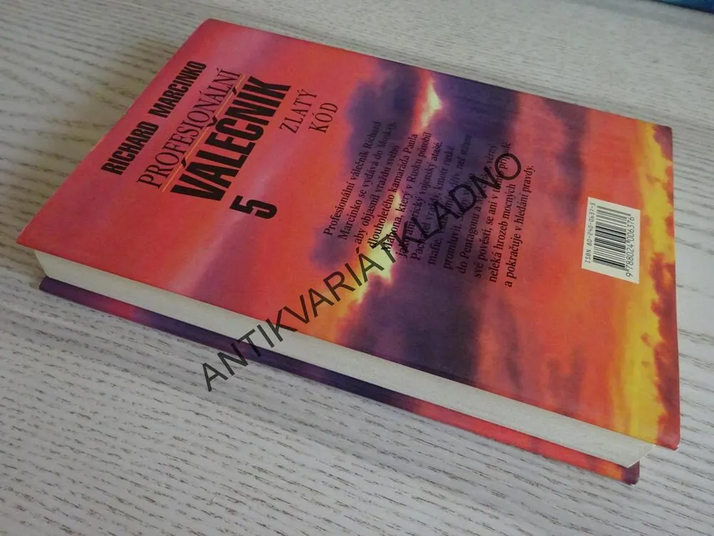 PROFESIONÁLNÍ VÁLEČNÍK, 5., ZLATÝ KÓD, RICHARD MARCINKO,**an