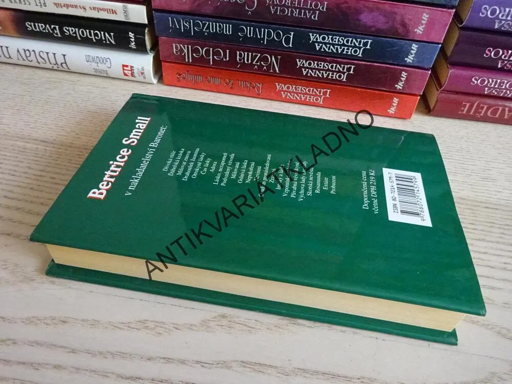 PROBUZENÍ, BERTRICE SMALLOVÁ A DALŠÍ AUTORKY, **an