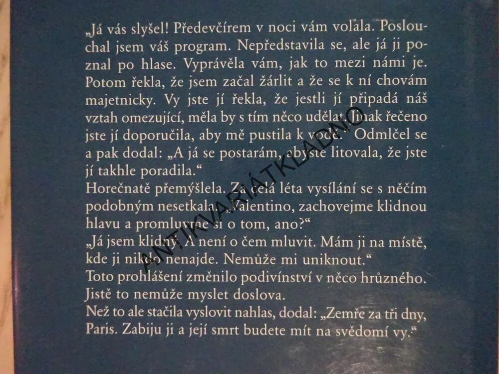 ZDRAVÍM TĚ, TEMNOTO, SANDRA BROWN, **an