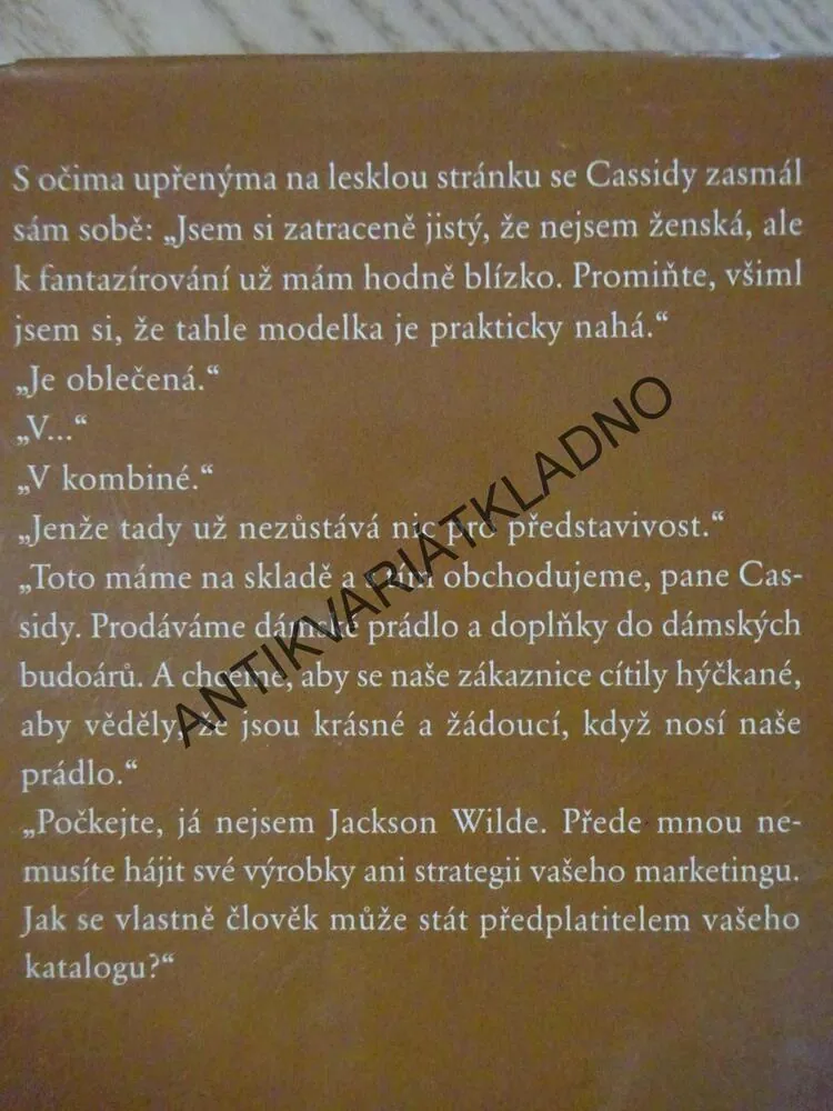 FRANCOUZSKÉ HEDVÁBÍ, SANDRA BROWN, **an