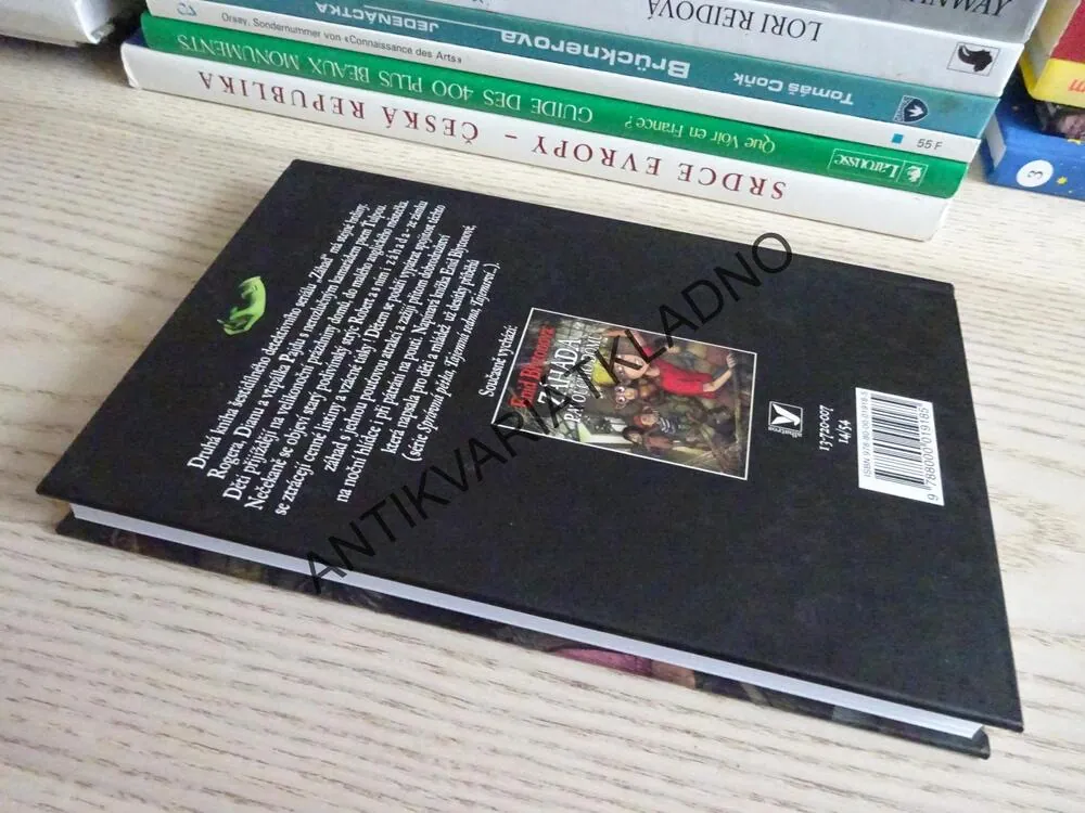ZÁHADA ZELENÉ RUKAVICE, ENID BLYTONOVÁ, **an