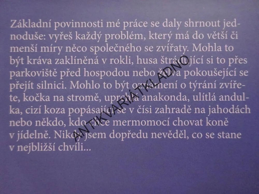 ALIGÁTOR V KOUPELNĚ, CARTER LANGDALE, **an
