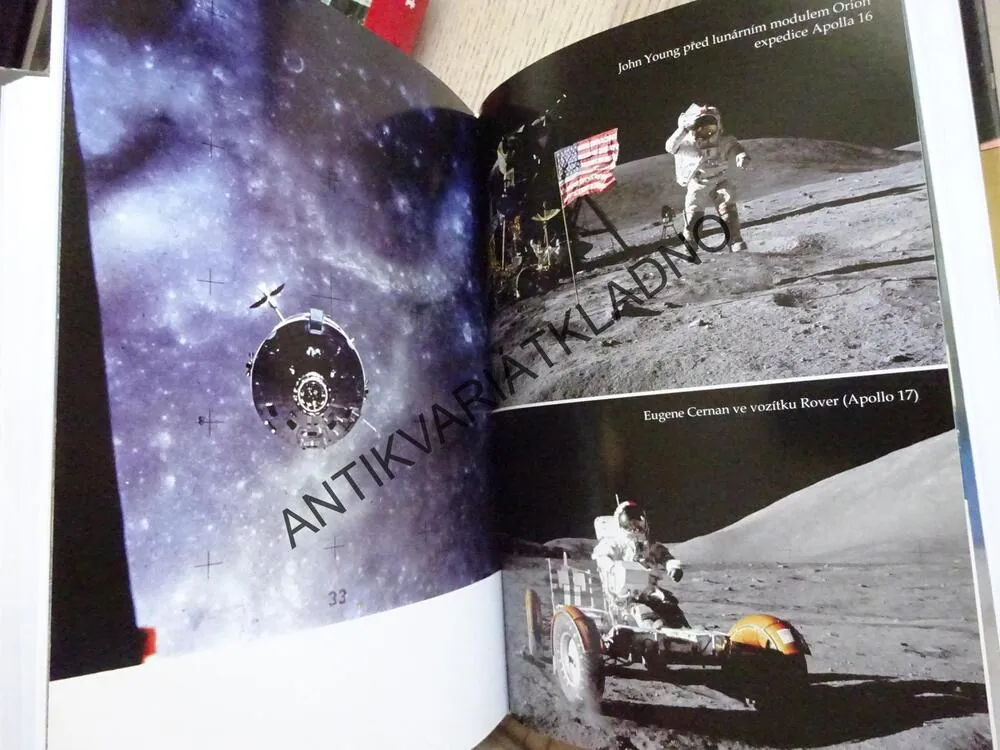 PŮLSTOLETÍ KOSMONAUTIKY, KAREL PACNER, ANTONÍN VÍTEK, **an