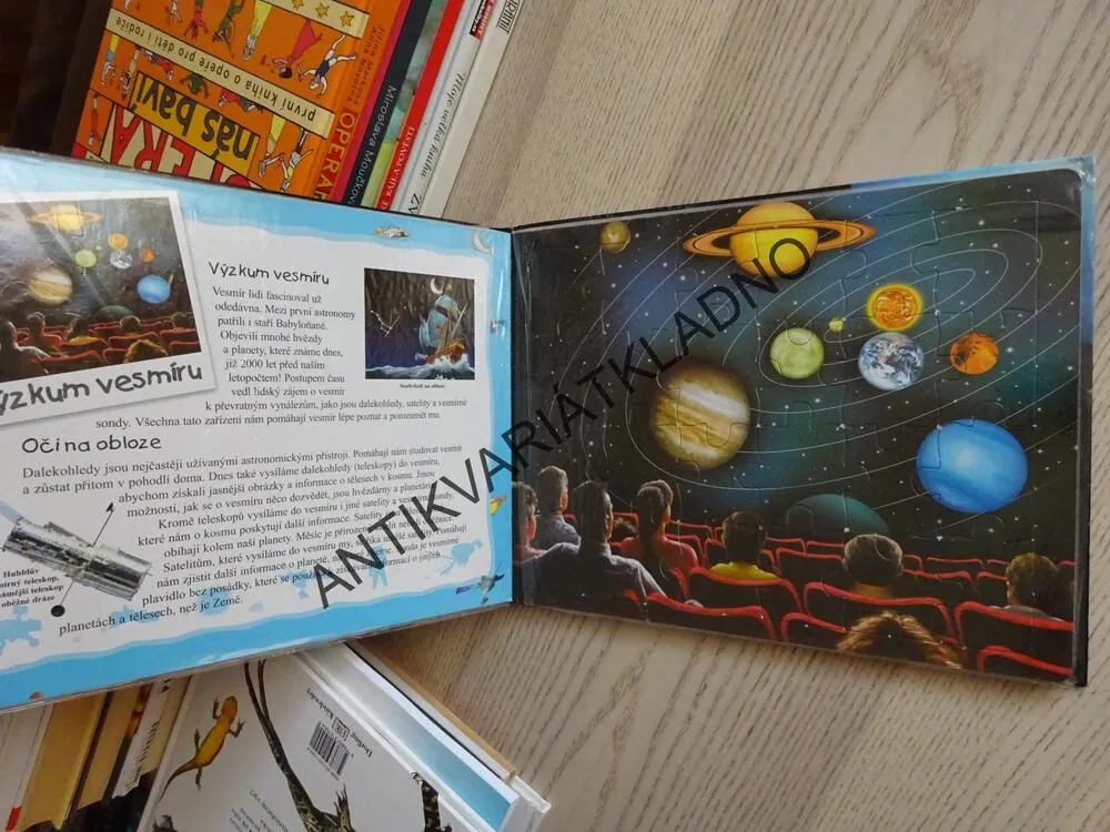 NÁDHERNÝ VESMÍR, SKLÁDAČKY, PUZZLE, **an