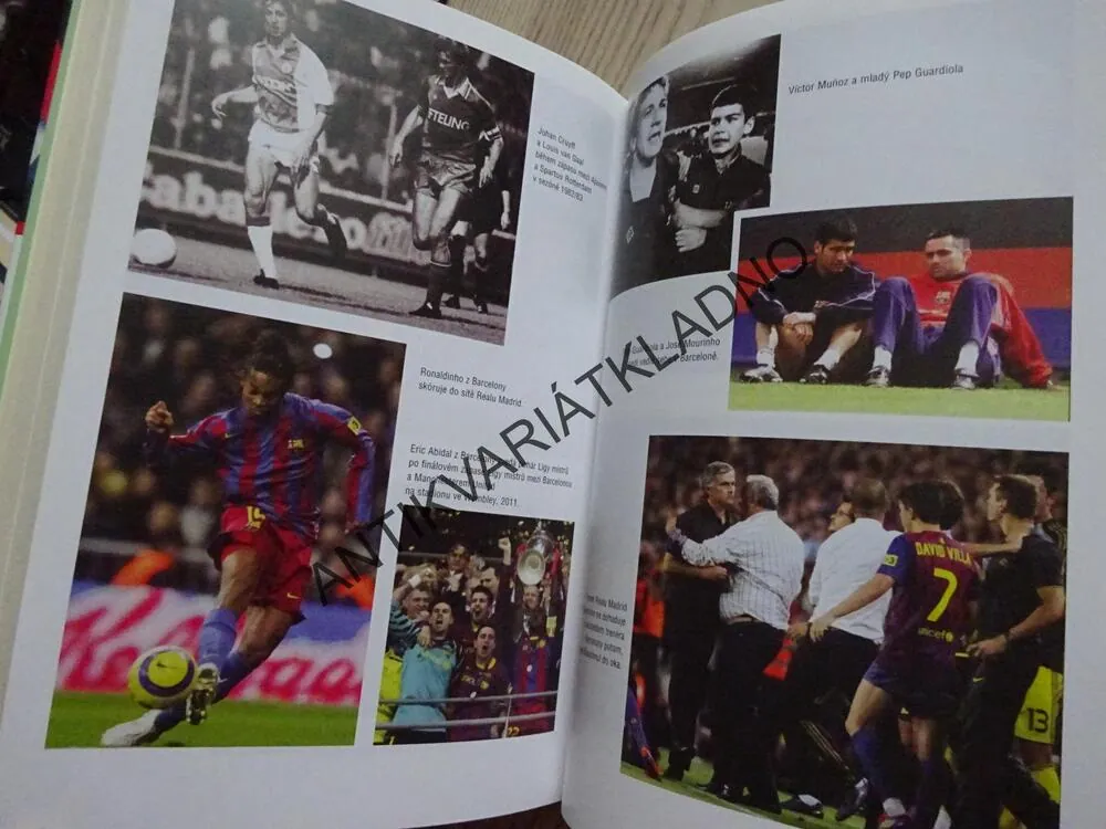 LÁSKA A NENÁVIST V LA LIZE, EL CLÁSICO, SID LOWE, **an