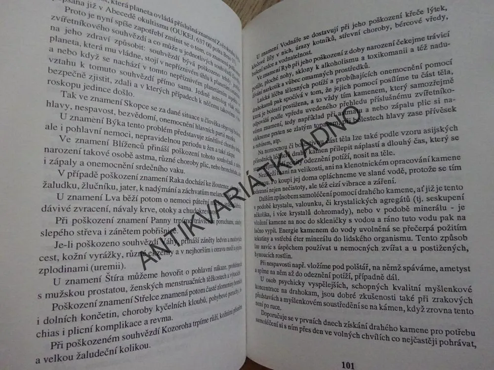 TAJEMNÉ ZRCADLO ŽIVOTA A SMRTI, VĚRA KUBIŠTOVÁ-ŠKOCHOVÁ, **an