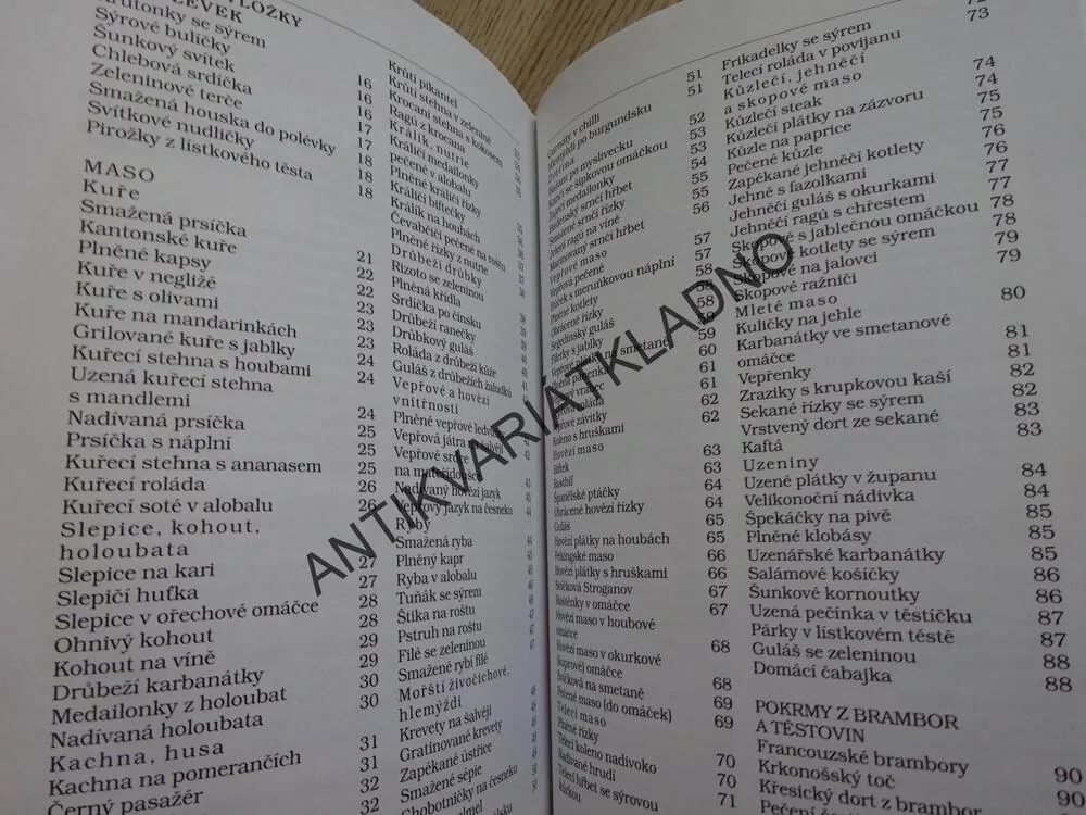 HRNÍČKOVÁ KUCHAŘKA, VAŘÍME A PEČEME V HORKOVZDUŠNÉ TROUBĚ, PECHOVÁ, **an