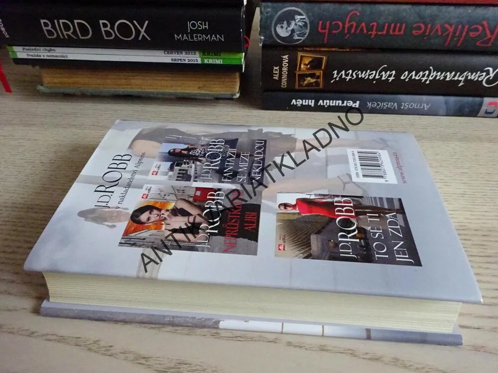 TÉMĚŘ BEZ ŠANCE, NORA ROBERTS JAKO J. D. ROBB A DALŠÍ, **an