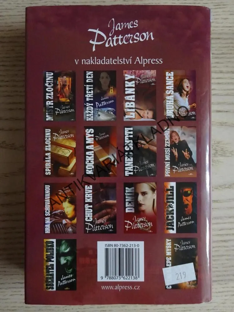 DŮM NA PLÁŽI, JAMES PATTERSON, **an