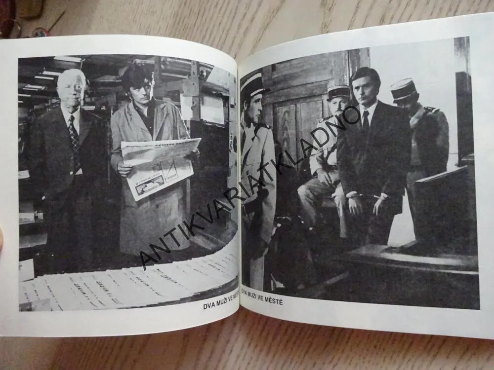 ALAIN DELON, REIN A. ZONDERGELD, **an
