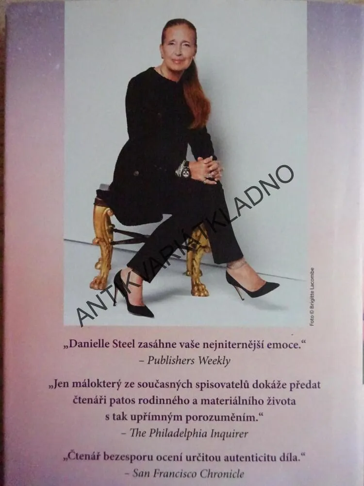 TICHÁ NOC, DANIELLE STEEL, **an
