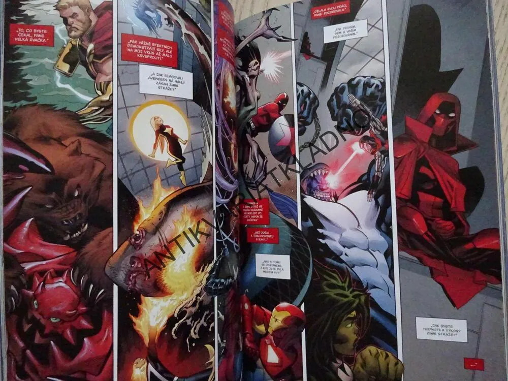 AVENGERS, SVĚTOVÉ TURNÉ, KOMIKS MARVEL, **an