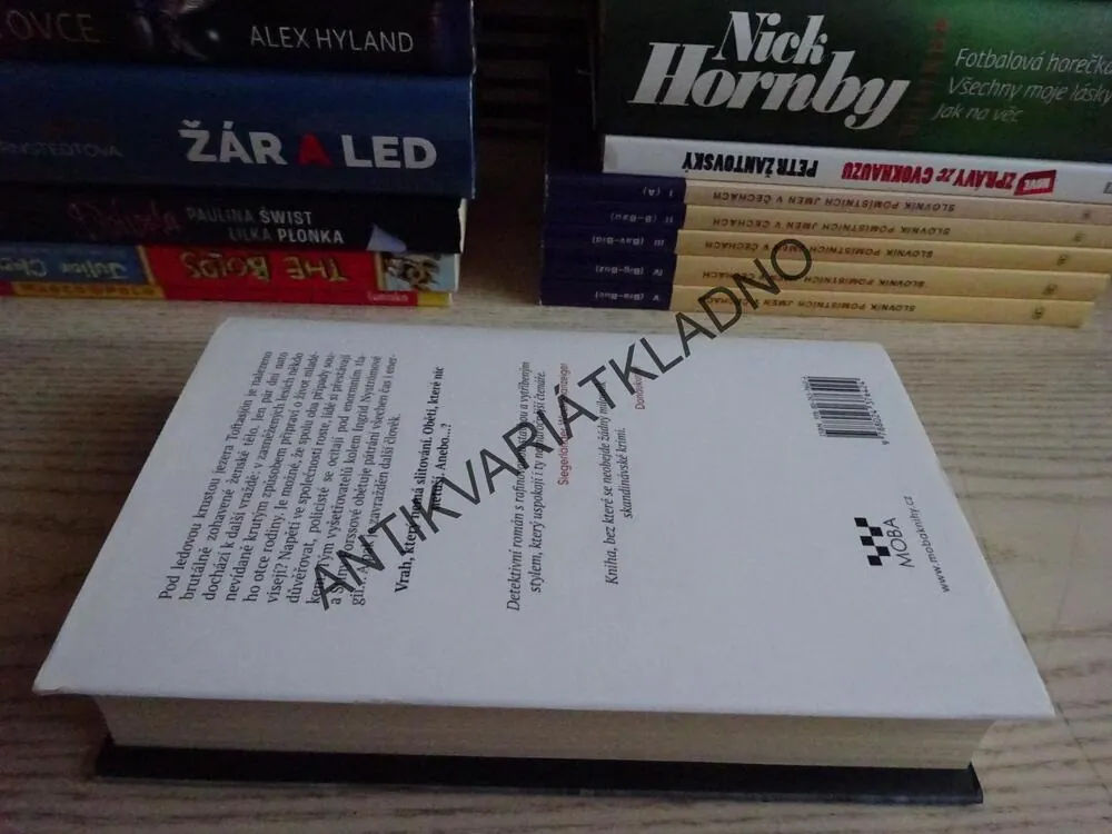 BEZ SLITOVÁNÍ, KERSTIN SIGNE DANIELSSON, ROMAN VOOSEN, **an
