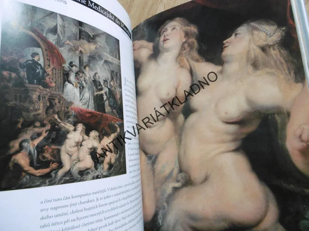 LOUVRE, PAŘÍŽ, FRANCIE, 