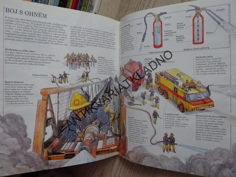 STROJE, KTERÉ ZMĚNILY NÁŠ ŽIVOT, DAVID BURNIE, **an