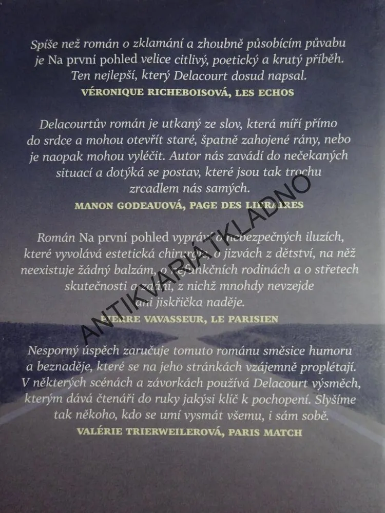 NA PRVNÍ POHLED, GRÉGOIRE DELACOURT, **an