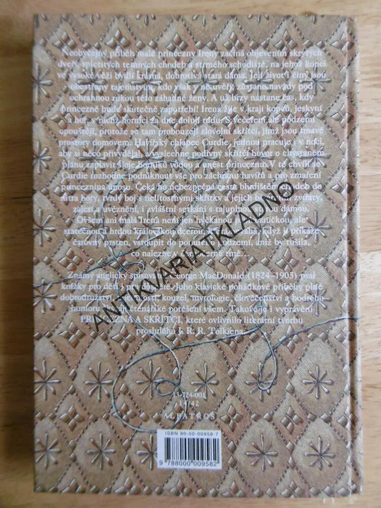 PRINCEZNA A SKŘÍTCI, GEORGE MACDONALD, **an