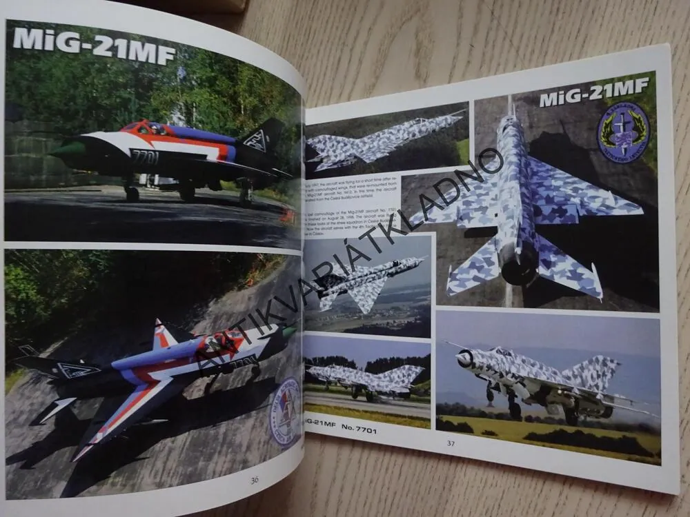 CZECH TIGERS IN DETAIL, LETADLO, LETECTVÍ, ANGLICKY