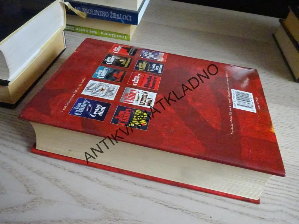 RUDÝ KRÁLÍK, TOM CLANCY, **an