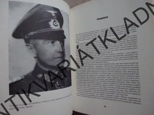 MOJE VÁLEČNÁ KNIHA, **an