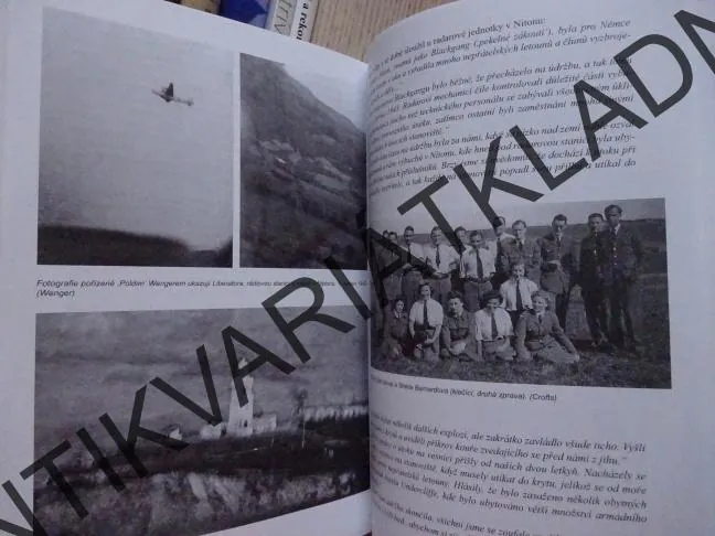 STÍHACÍ BOMBARDÉRY LUFTWAFFE NAD BRITÁNIÍ, CHRIS GROSS, **an