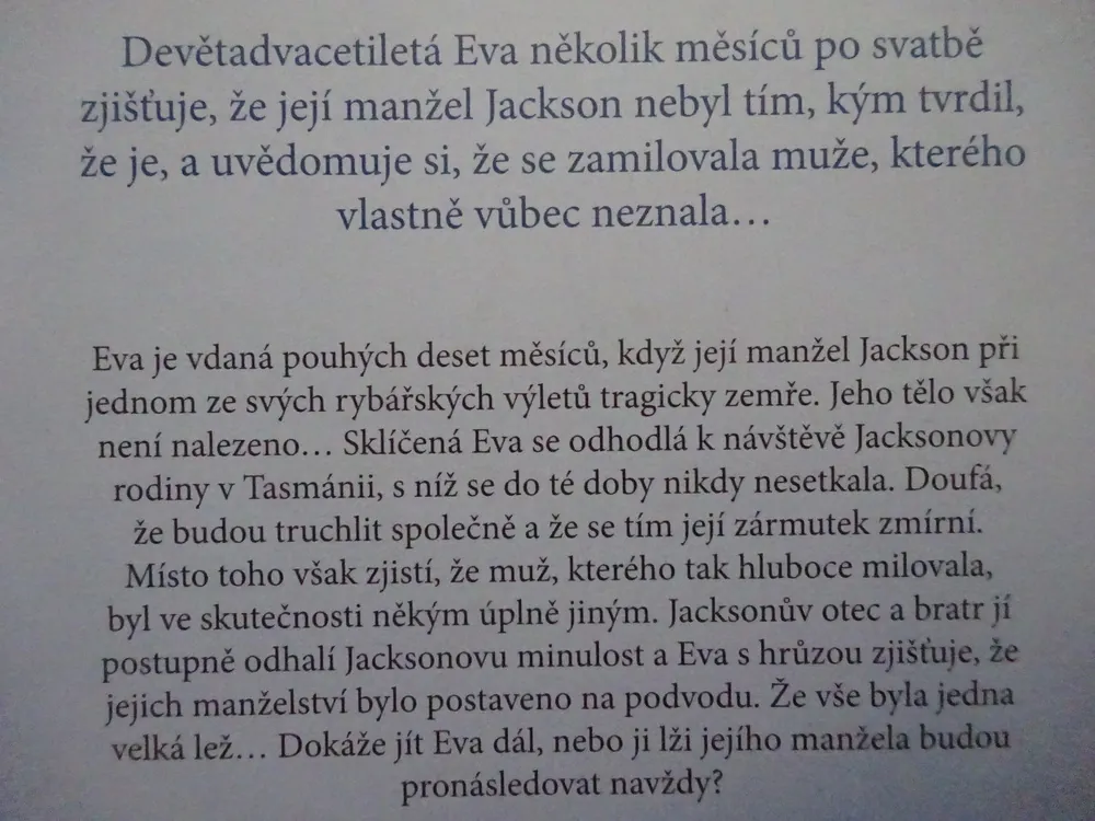 POSLEDNÍ NÁDECH, LUCY CLARKEOVÁ, **an