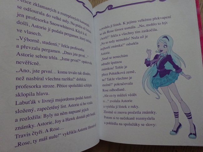 POHÁDKOVÁ ŠKOLA, REGAL ACADEMY, IGINIO STRAFFI, **an