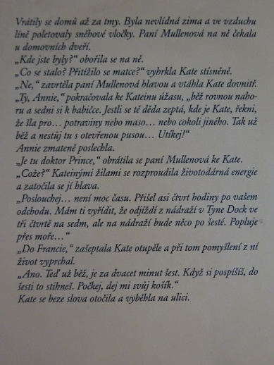 KATE HANNIGANOVÁ, CATHERINE COOKSONOVÁ, **an