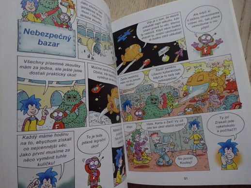 VIKTORKA A VESMÍRNÁ DOBRODRUŽSTVÍ, KLÁRA SMOLÍKOVÁ, HONZA SMOLÍK, **an