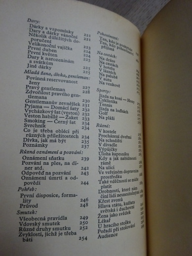 STAFFE, SVĚTOVÉ ZVYKY SPOLEČENSKÉHO ŽIVOTA, HENDRICH, **an