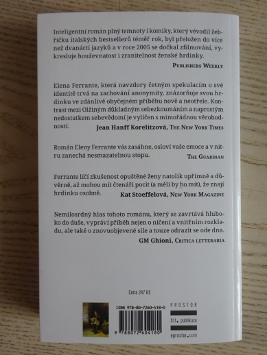 DNY V OPUŠTĚNÍ, ELENA FERRANTE, **an
