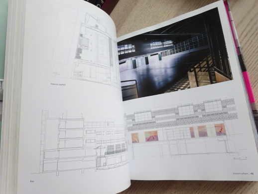 SOUČASNÁ ARCHITEKTURA, ALEX SANCHEZ VIDIELLA, **an