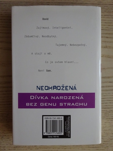 NEOHROŽENÁ, ZRŮDA, 4, FRANCINE PASCALOVÁ, **an