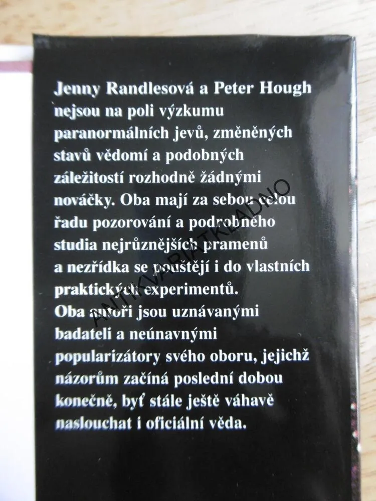 ŽIVOT PO SMRTI, ZKOUMÁNÍ ZÁHAD ŽIVOTA A SMRTI, RANDLESOVÁ, HOUGH