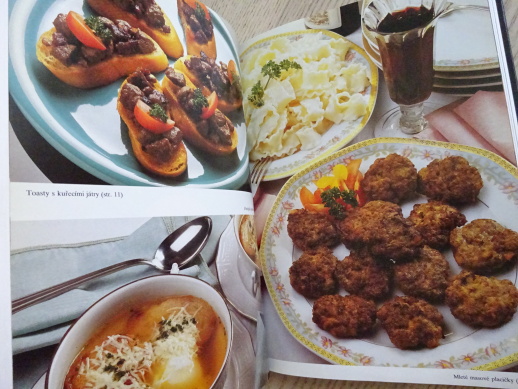 ITALSKÉ POKRMY NA ČESKÉM STOLE, LIBUŠE VLACHOVÁ, **an