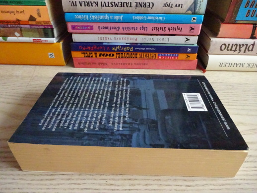JEDNADVACET DETEKTIVŮ, ED MCBAIN, **an