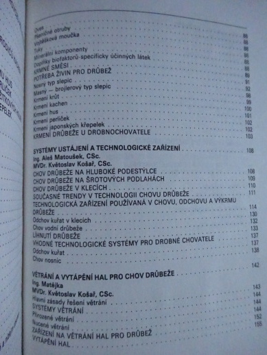 DRŮBEŽ NA FARMÁCH A V DROBNÉM CHOVU, **an