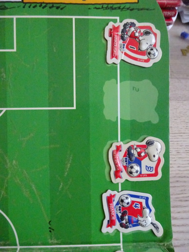 SNOOPY, FOTBAL, 16x MAGNETKA