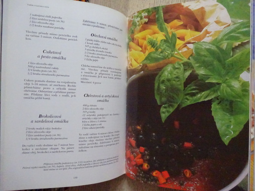 VAŘÍME Z VLASTNÍCH ZÁSOB, BARBARA BECKETTOVÁ, **an